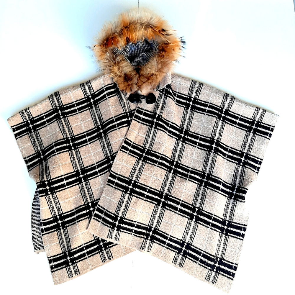 SOFT HOODED STRIPE PONCHOS